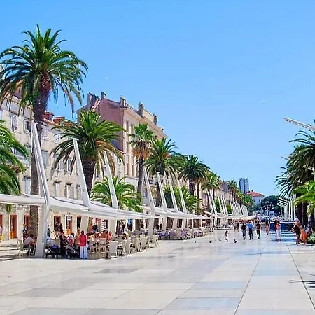 アパート Borka スプリト